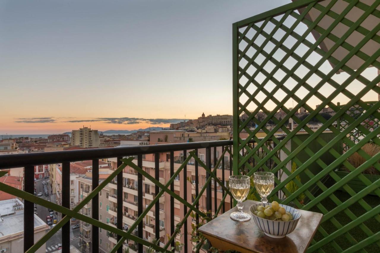 Eleventh Floor Suites Cagliari Eksteriør bilde