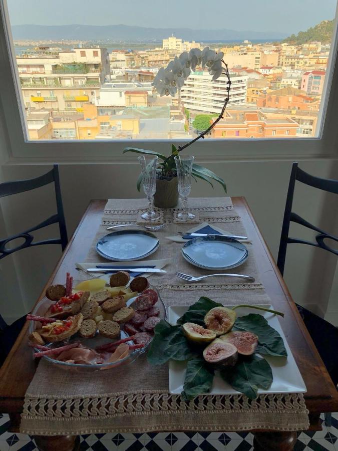 Eleventh Floor Suites Cagliari Eksteriør bilde